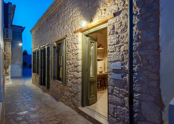 Phaedra فيلة Chalki Town